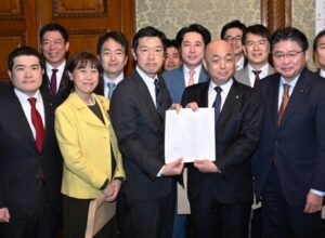 議員立法『ガソリン減税法案』を提出