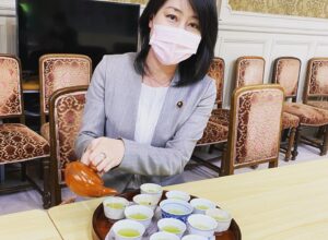 茶道30年以上〝山本わかこ候補〟