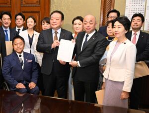 議員立法｢障がい児福祉所得制限撤廃法案｣を提出